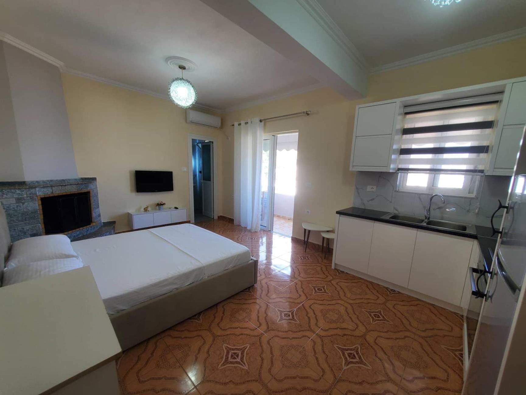 Guest House Sandri Sarandë 外观 照片